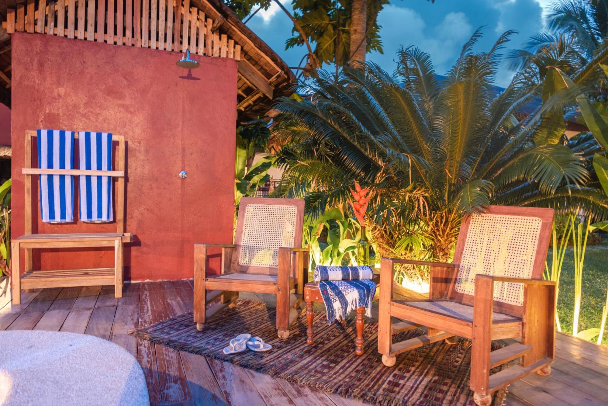 Alon Cloud9 Beach Front Catangnan Bagian luar foto